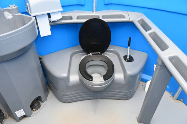 Portable Toilet Options We Offer in Sauk Centre, MN